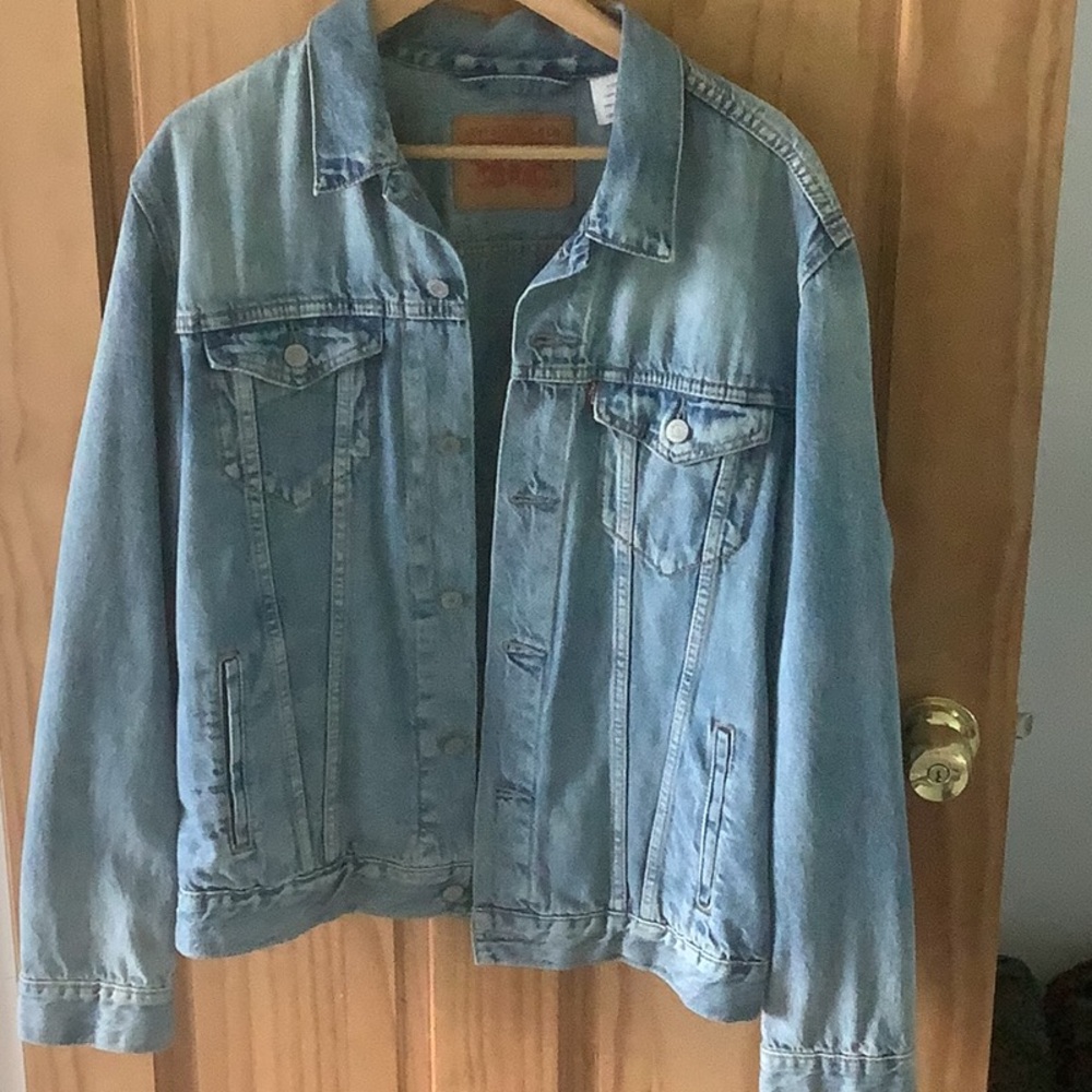 LEVI Denim Jacket